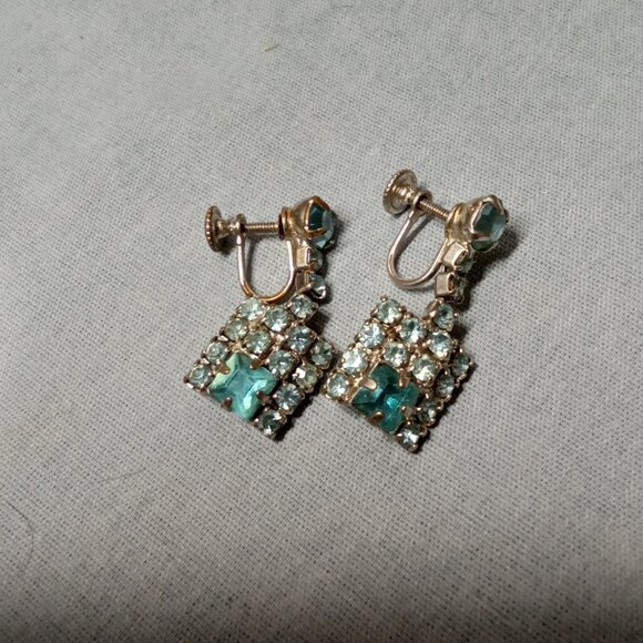 Vintage Light Blue Ocean Rhinestone Earrings - Picture 2 of 4